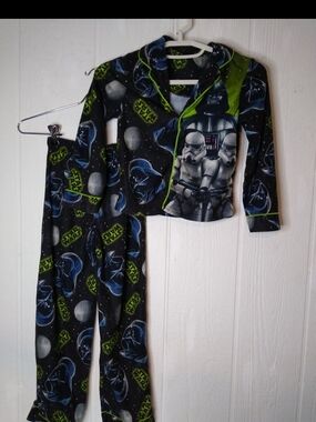 Boys Pajama Set Sz 4/5 Star Wars Darth Vader Stormtroopers 2 Pc Long Sleeve Butt